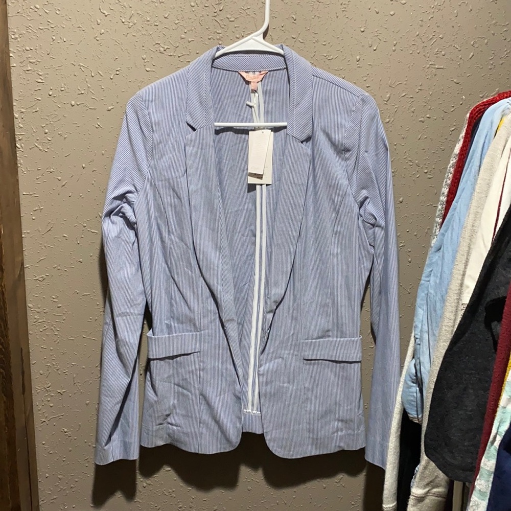 Business casual suit jacket